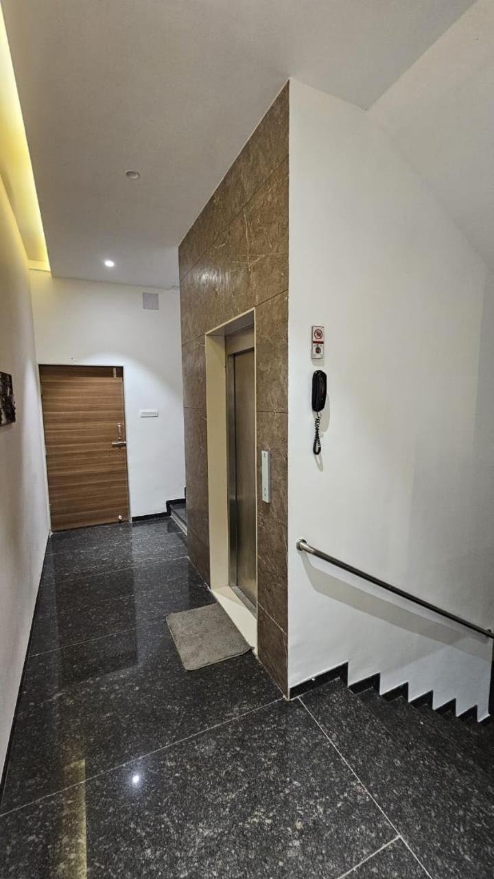 Hotel Veesons Executive سولابور المظهر الخارجي الصورة